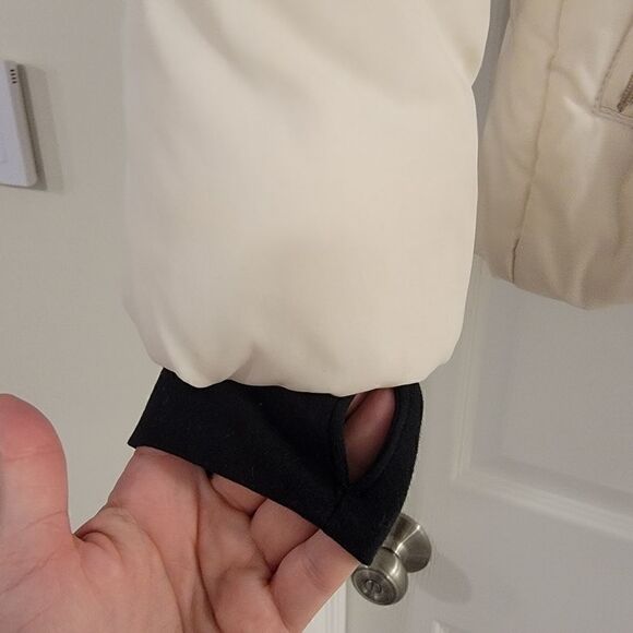 Columbia Michigan State Spartans MSU Coat off white size medium - Picture 4 of 7